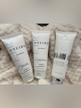 Oneiro Hydrating Body Milk & Wash Set - Predire Hand and Foot Cream bundle
